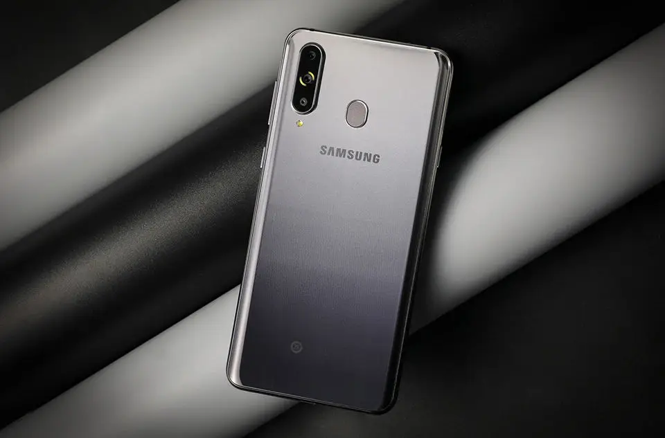 Samsung Galaxy A8s смартфон 6,4 дюймов FHD Snapdragon 710 Otca core 6/8 ГБ 128 Три задних камеры 3400 мАч NFC Android сотовый телефон