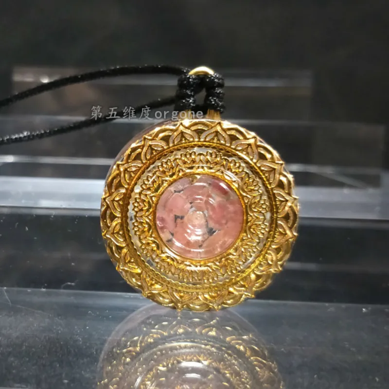 Orgone австрийский розовый кристалл правильный энергетический орган кулон