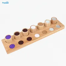 Juguete de madera para desarrollar el tacto