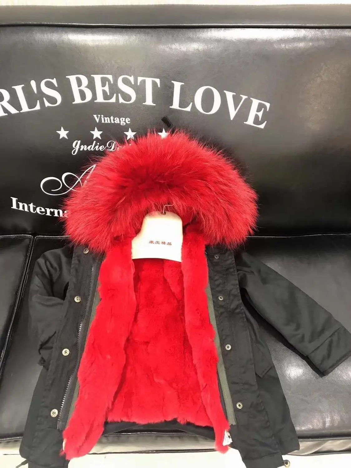 Новая зимняя куртка с кроличьим мехом для девочек; Детское пальто с капюшоном и отстегивающимся мехом енота для мальчиков; детские куртки; парки; TZ103 - Цвет: black red