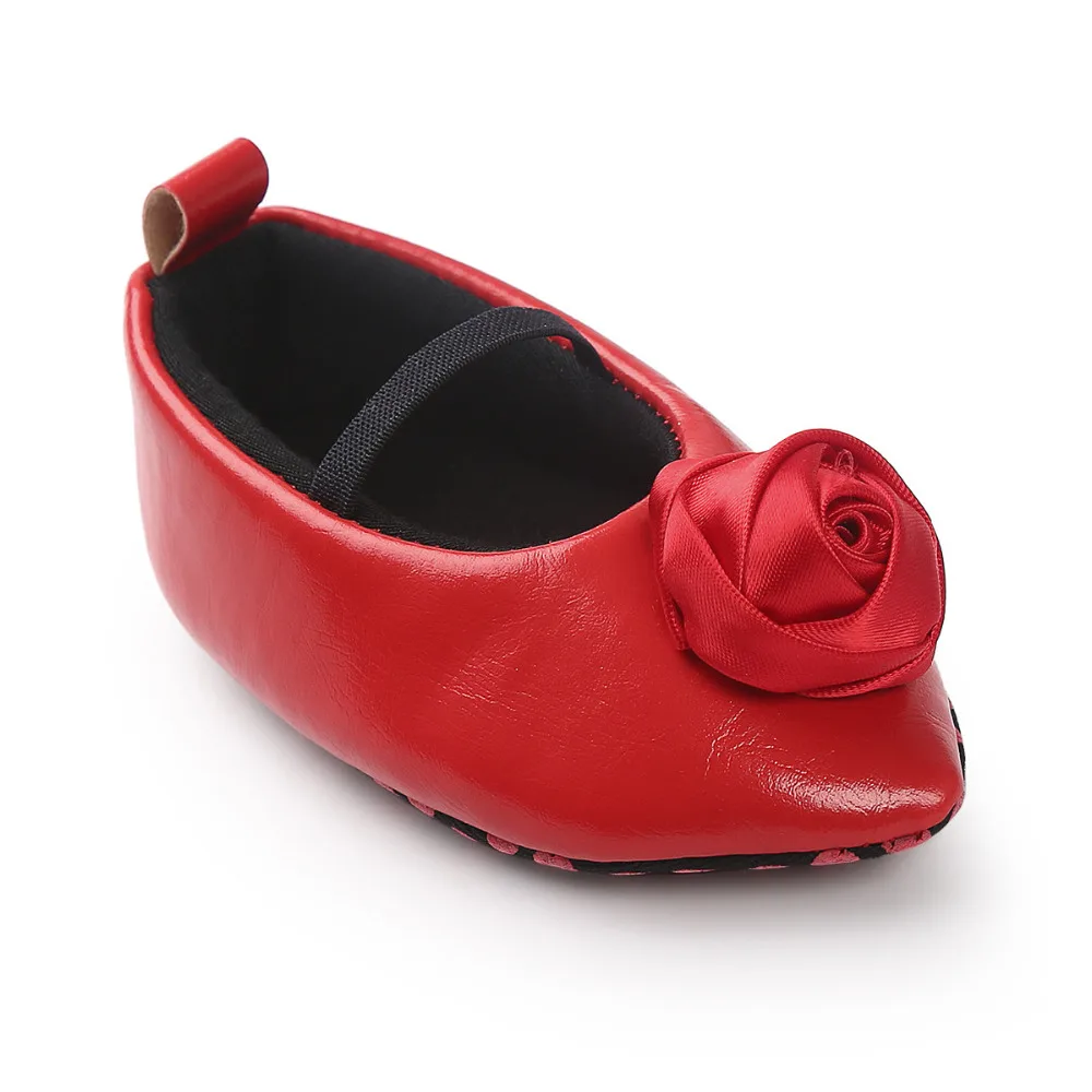 Обувь для маленьких девочек; обувь Mary Jane для первых шагов; обувь для малышей из искусственной кожи; однотонная нескользящая обувь с большим красным цветком