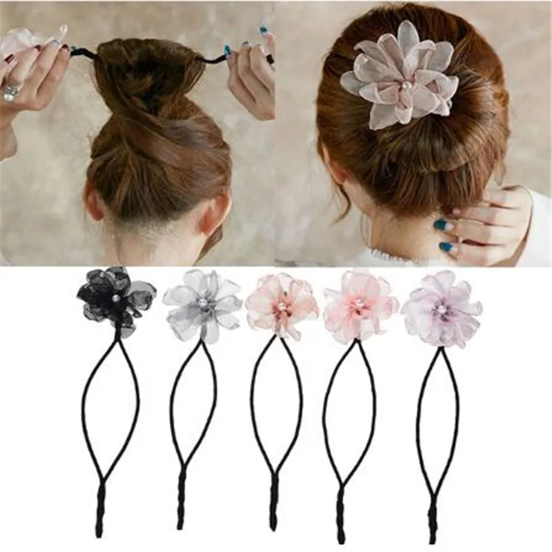 bridal hair clip 1Pcs Women Magic Foam Sponge Hairdisk Hair Device Donut Quick Messy Bun Updo Hair Clip Hair Accessories Hair fashion Tools head accessories female