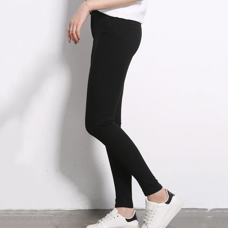 Ms. wearing a rich section in spring and summer. High-elastic button mid-rise leggings. Pocket plus high-grade magic pants. Ms. wearing a rich section in spring and summer. High-elastic button mid-rise leggings. Pocket plus high-grade magic pants.