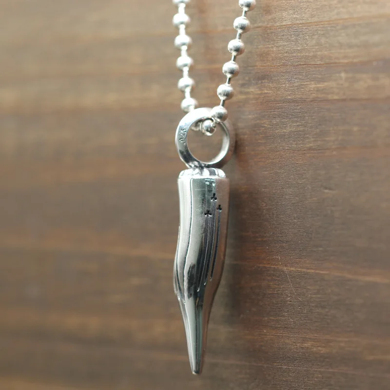 

S925 Pure Silver Simple Chao Ren with Neck Drop Retro Unicorn Sweater Chain Hanging Thai Silver Personal Punk Jewelry