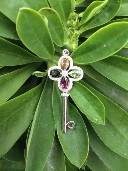 Natural multicolor tourmaline pendant S925 silver Natural Gemstone Pendant Necklace elegant Clover key women fine jewelry