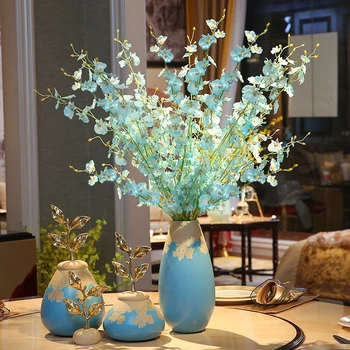 

Luxury Europe Ceramic Vase Chinese Arts And Crafts Contracted Porcelain Flower Bottle Creative Wedding Gifts Home Decoration