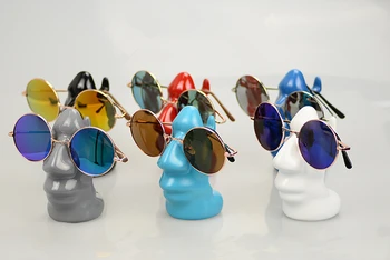 

Trendy Fashion Sunglass Head Model Modeling Sunglass Window Display Props Antique Model Head Mannequins