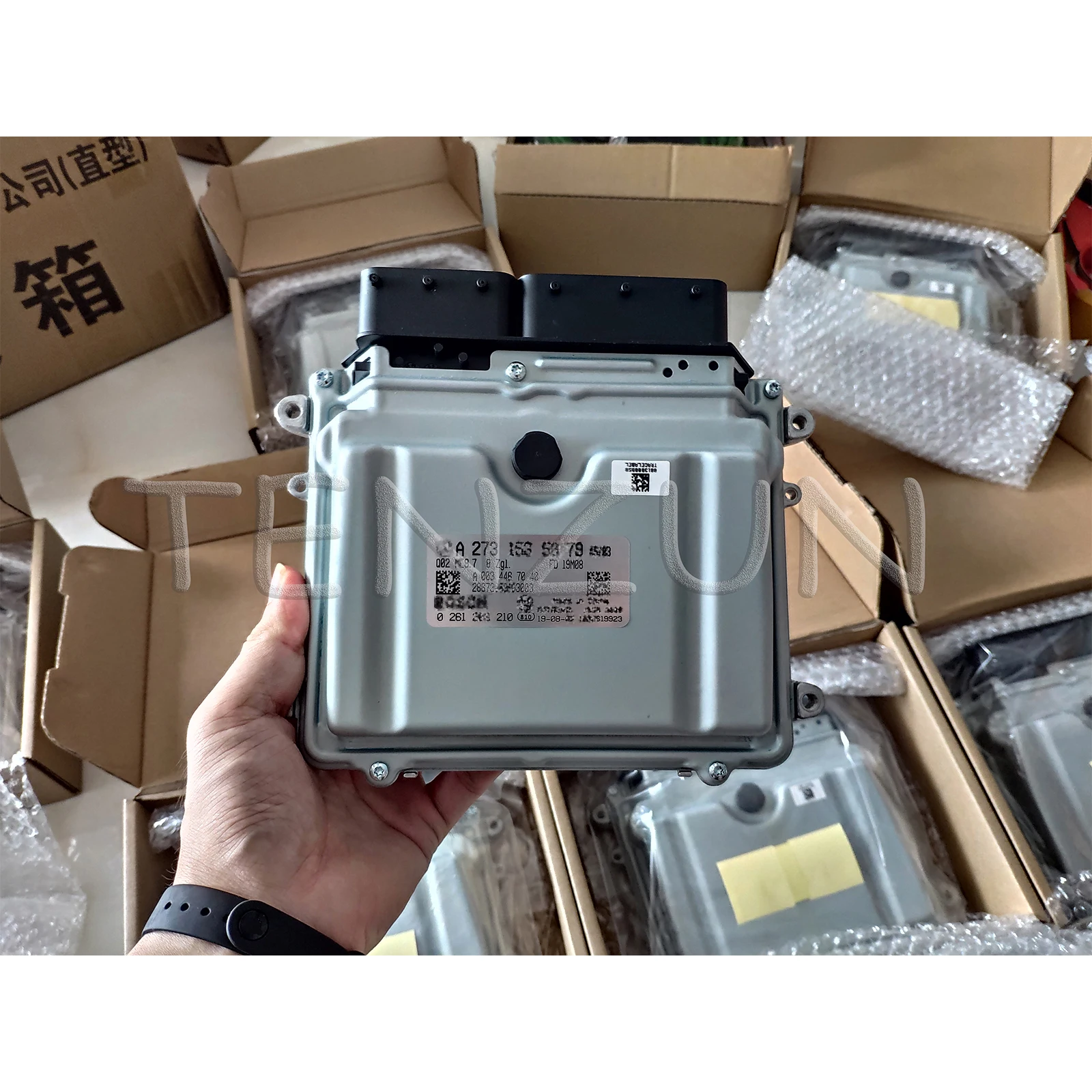 

For MB ME9.7 ME 9.7 ECU ECM Engine Computer Programming & All Series of 273 Engine 4.6L 4633CC V8/5.5L 5641CC
