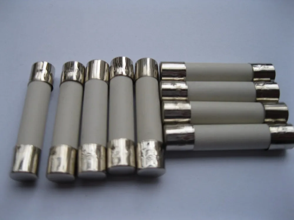 Купить Керамический предохранитель 20А 250В 6х30мм: отзывы, фото и характеристик