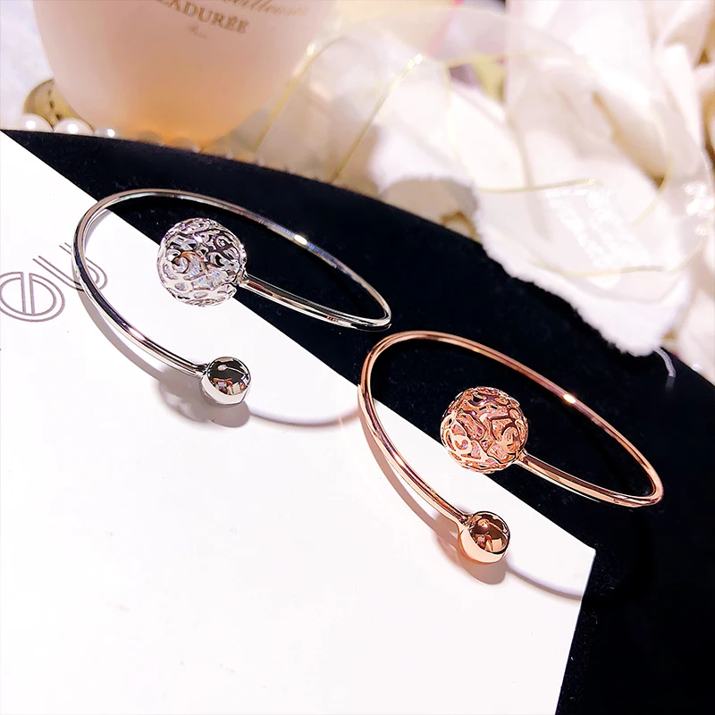 

Korean Women Simple Open Web Celebrity Bangle Bracelet Rose Gold Or Silver Plating Alloy Elegant Temperament Contracted Jewelry