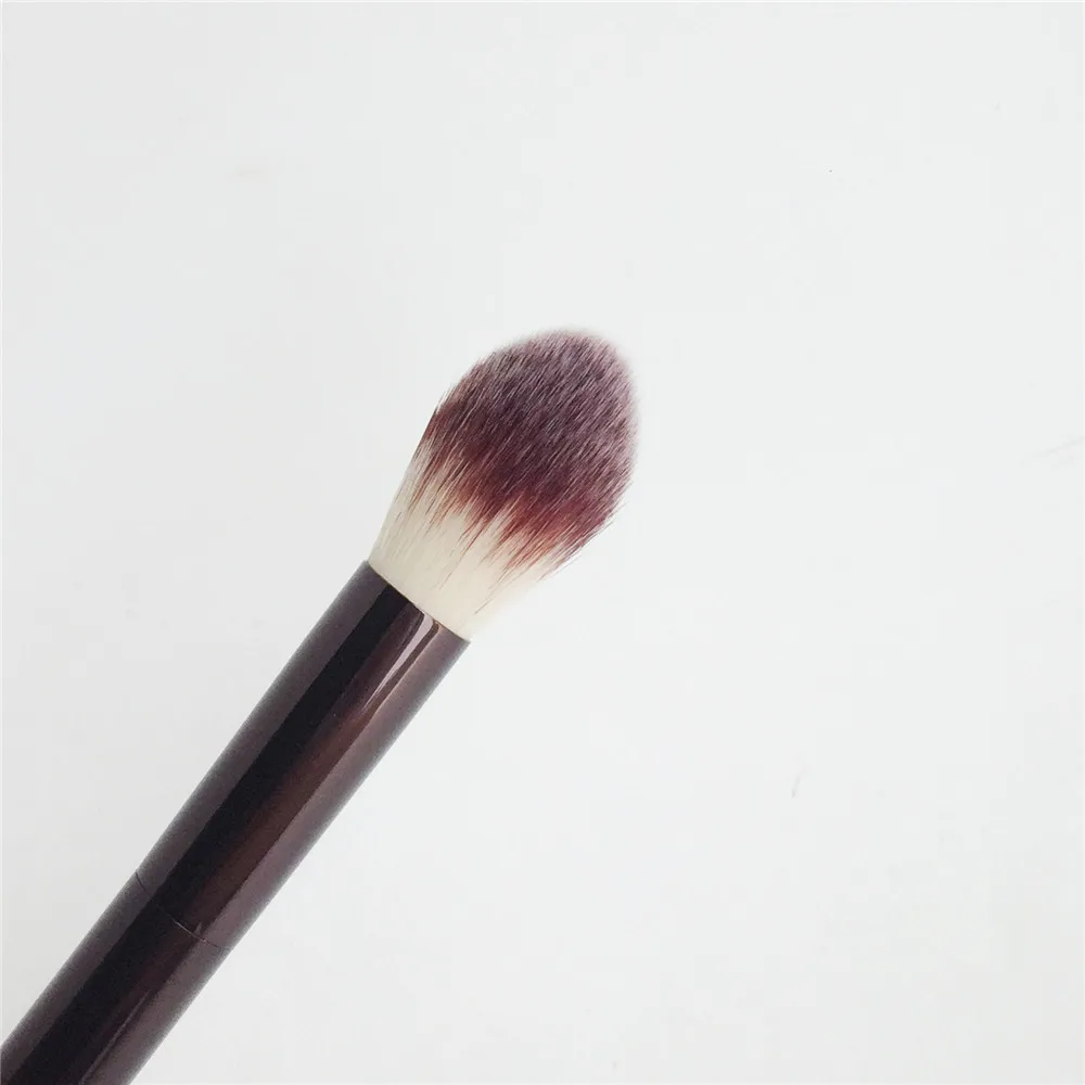 Hourglass AMBIENT LIGHTING EDIT BRUSH _ 4