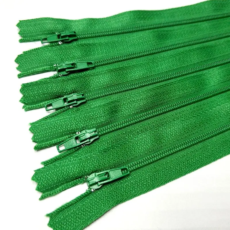 5 шт/10 шт 23,5 см красочные 3# Конец закрытые нейлоновые шпульки молнии портной шитье ремесло - Цвет: Зеленый