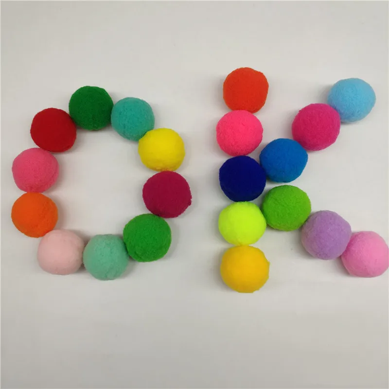 

Pompom 30mm 30Piece Soft Pompones Fluffy Plush Kids Toys Crafts DIY Handmade Ball Furball Home Decor Sewing Accessories Supplies