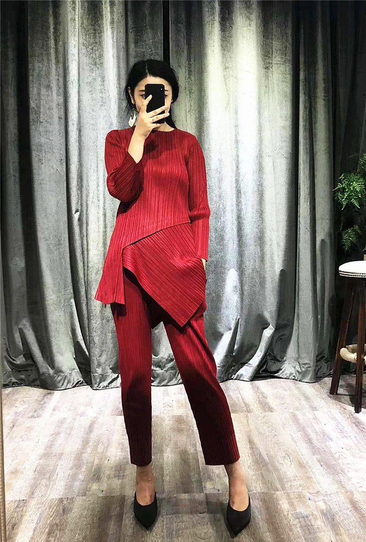 Changpleat Весенние новые женские комплекты Miyak плиссированные Модные Дизайнерские однотонные тонкие эластичные футболки и штаны костюмы из двух частей S9 - Цвет: Red wine