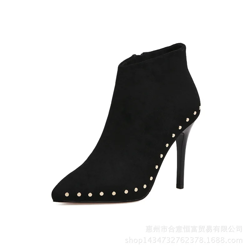 Ботильоны на тонком каблуке с заклепками; botas mujer; ботинки на высоком каблуке с острым носком; коричневые замшевые бархатные короткие ботиночки; женская обувь; зимняя плюшевая обувь - Цвет: black 5 cm