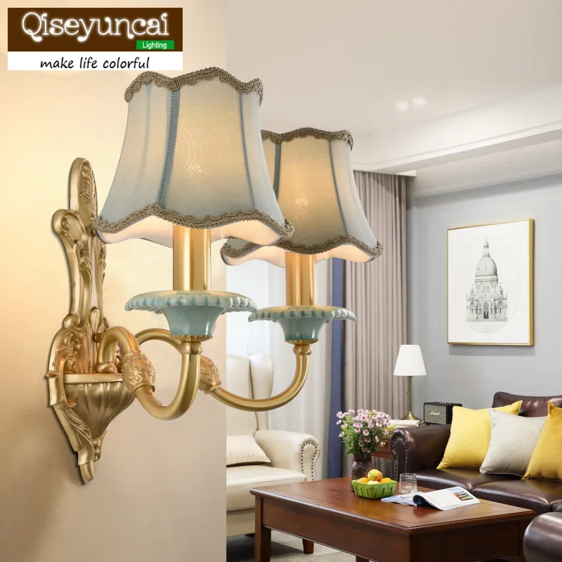 

Qiseyuncai 2018 new American style bedroom bedside lamp simple creative atmospheric ceramic living room background wall lamps
