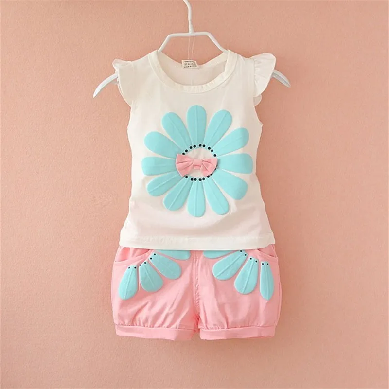 НОВЫЕ комплекты одежды для маленьких девочек; брендовая летняя футболка без рукавов и шорты для новорожденных; комплект одежды из 2 предметов; повседневные спортивные костюмы - Цвет: FlowerPink