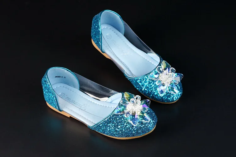 Детская Свадебная обувь; летняя обувь для девочек; модные босоножки принцессы с прозрачными стразами; цвет синий, розовый, серебристый; обувь для танцев на высоком каблуке для девочек