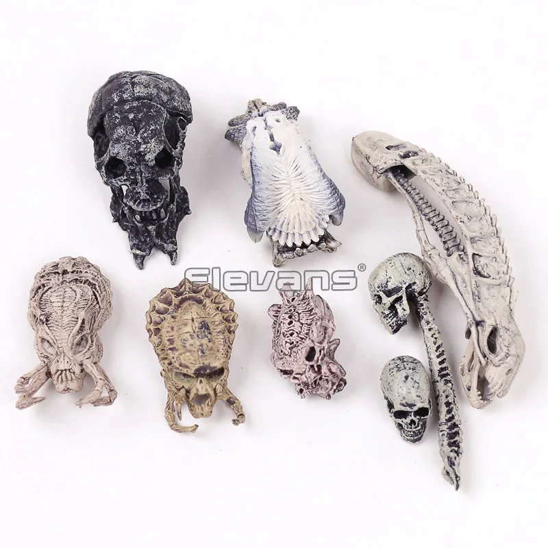 

AVP Alien vs Predator Skull Skeleton PVC Figures Collectible Model Toys 8pcs/set