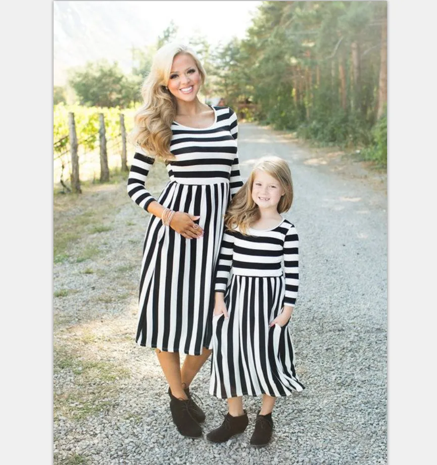 

2018 New Summer Dresses Spring fashion Girls striped dress Mother and Daughter Dress Family matching outfit
