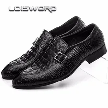 Grãos de crocodilo marrom tan/preto verão vestido sapatos de couro genuíno mocassins sapatos de negócios sapatos de casamento dos homens com fivela