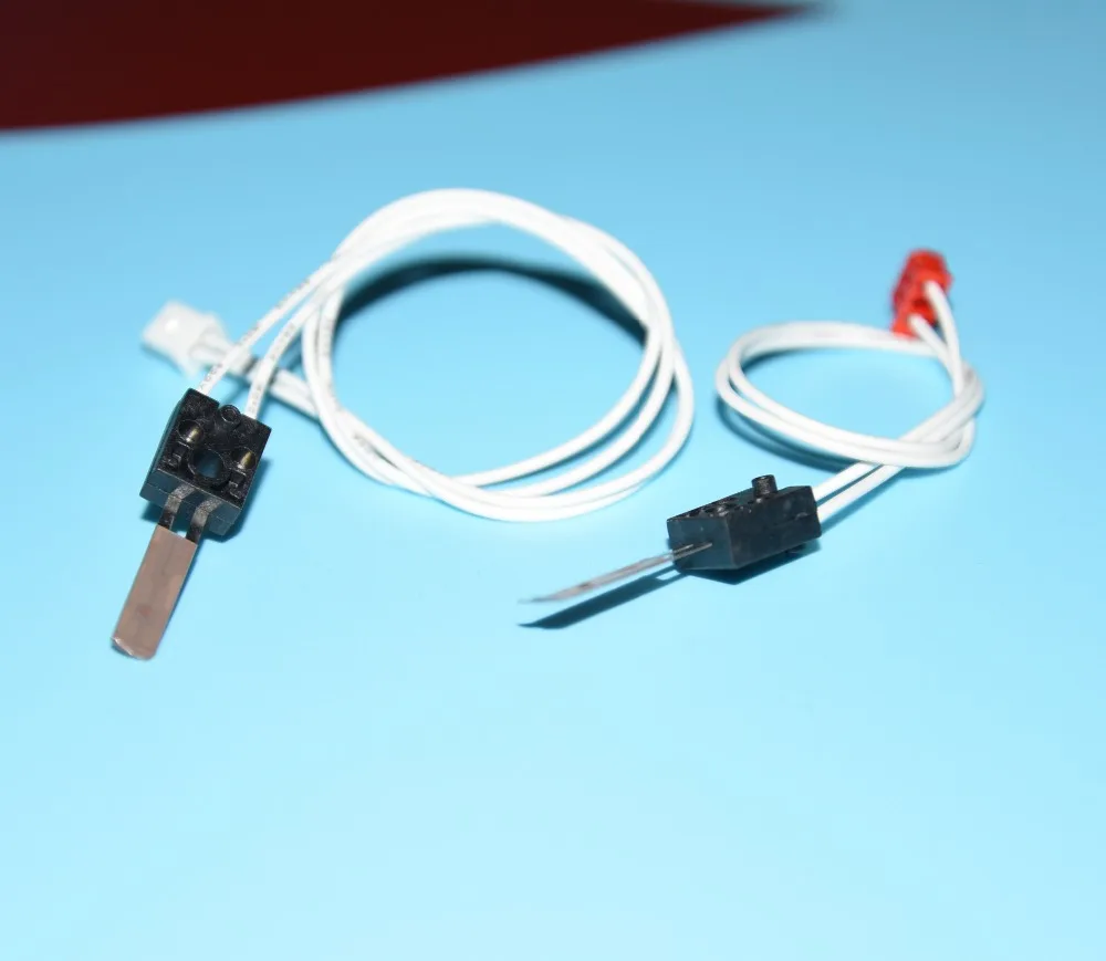 AW10-0132, AW10-0131 Thermistor used for ricoh 2075 2060 MP7500 MP5500 MP6000 8000 copier spare parts 10setslot  (2)