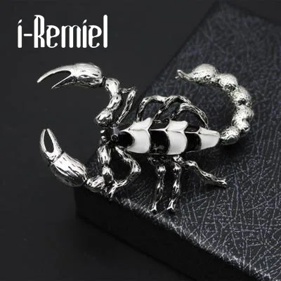 

2017 Special Offer New Trendy Brooch Broche Men 's Suits Collar Slanders Fashion Scorpion Suit Accessories Women' S Sweater Pin