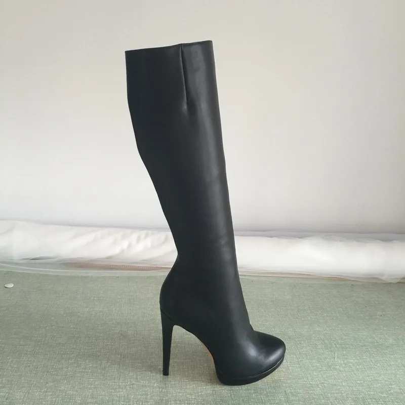 long pointed toe boots