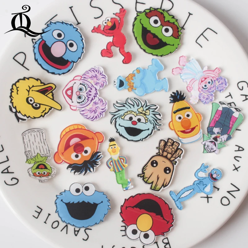 

1 PC MIX Cool Sesame Street Cartoon Acrylic Badges Kawaii Badge Icons on The Backpack Badges for Clothes Handbag Pin Brooch Z66