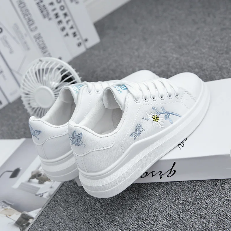 

New White Sneakers Breathable Flats Women Canvas Shoes Lace-up Flower Casual Ladies Shoes Woman Sneakers Tenis Feminino Shoes