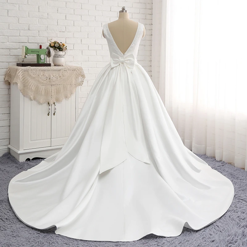 Ivory Stain Floor-length O-neck Backless Elegant Wedding Dress