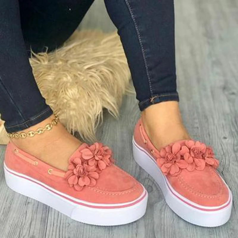 

2019 Spring Women Flats Shoes Platform Sneakers Slip On Flats Leather Suede Ladies Loafers Casual Floral Shoes Women Creepers