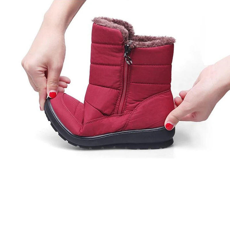 MVVJKE/Новинка года; нескользящие Водонепроницаемые зимние ботинки; женская обувь из вельвета и хлопка; теплые легкие зимние ботинки; большие размеры 41, 42; 1872