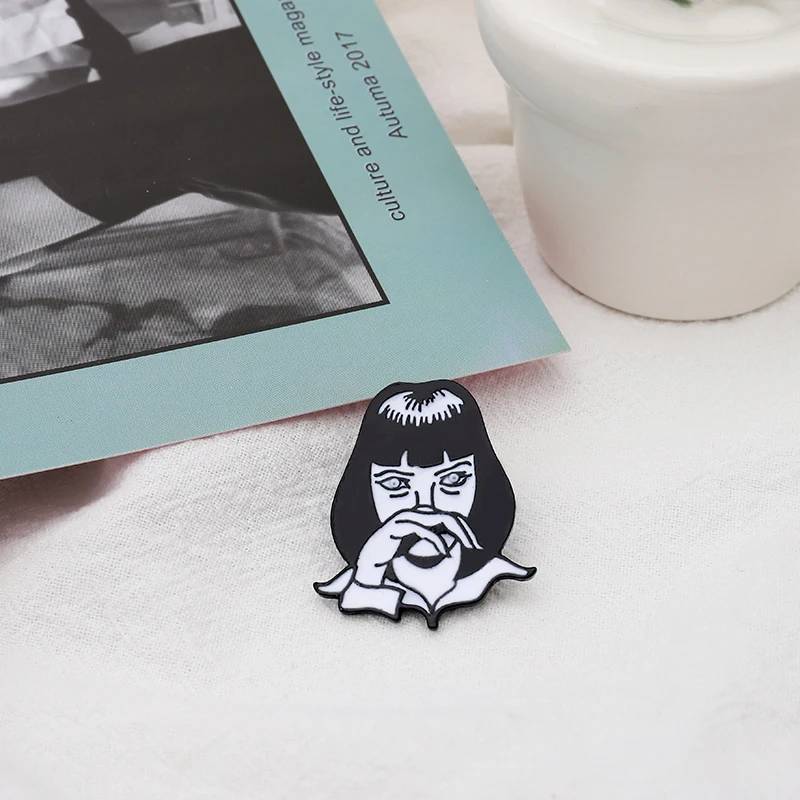 

Pulp Fiction Brooch Classic Movie Role Mia Wallace Enamel Pin Bag Shirt Coat Jackets Accessories Gothic Jewelry Gift For Fans