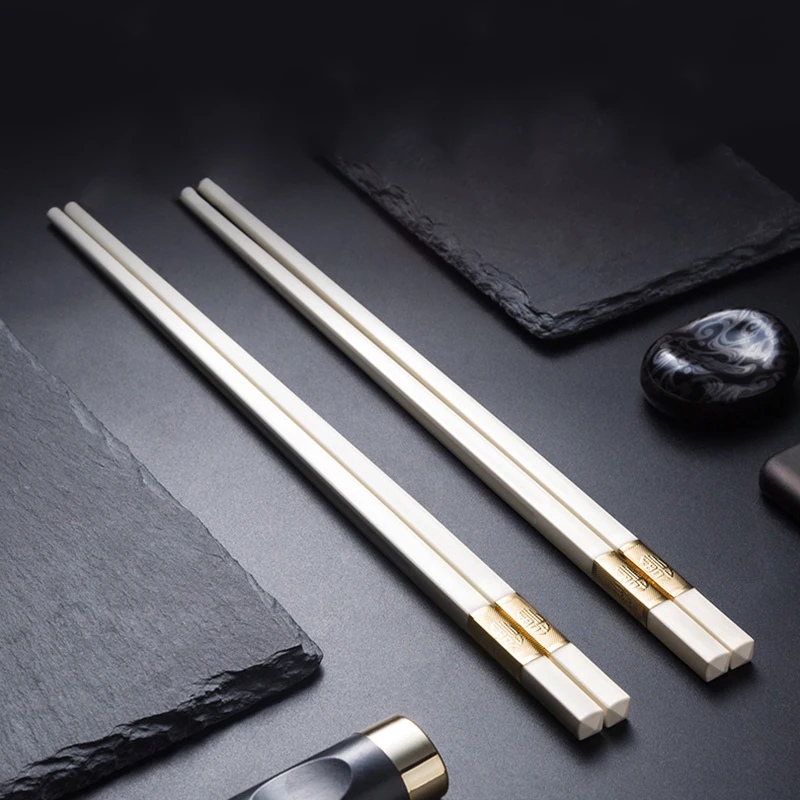 Gold Fu Chopsitck set  (8)