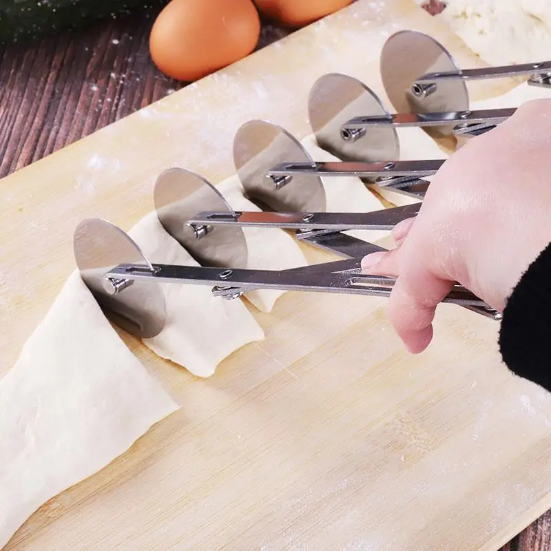 

best sales dmultifunction stainless steel dough divider 3/5/7 wheels cutter roller tools pasta rocker pizza pastry peeler knives
