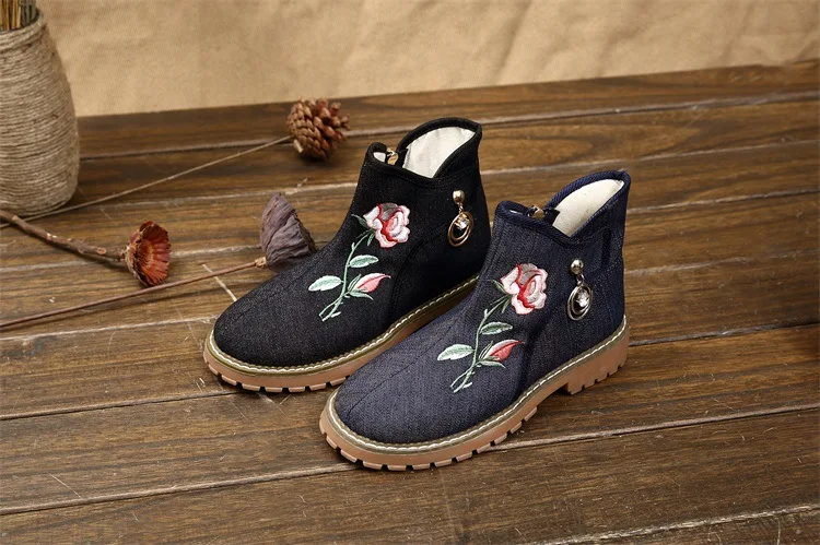 National Women's Boots Embroidered Shoes Autumn Winter Ladies Snow Boots Retro Cotton Fabric Short Plush Boots Shoes Big Size 40 (7)