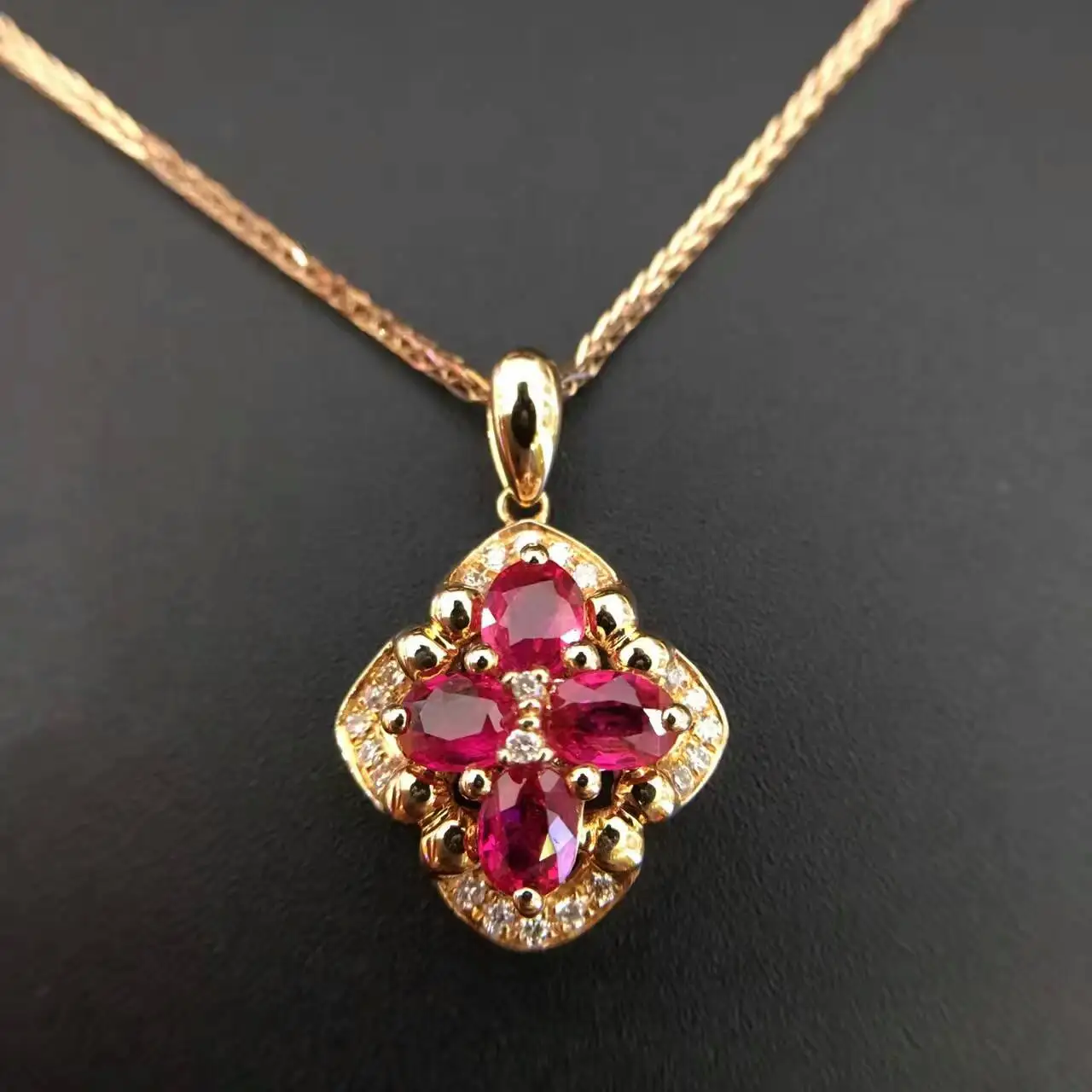 1 046ct 0 115ct 18K Gold Natural Ruby and Pendant font b Necklace b font font