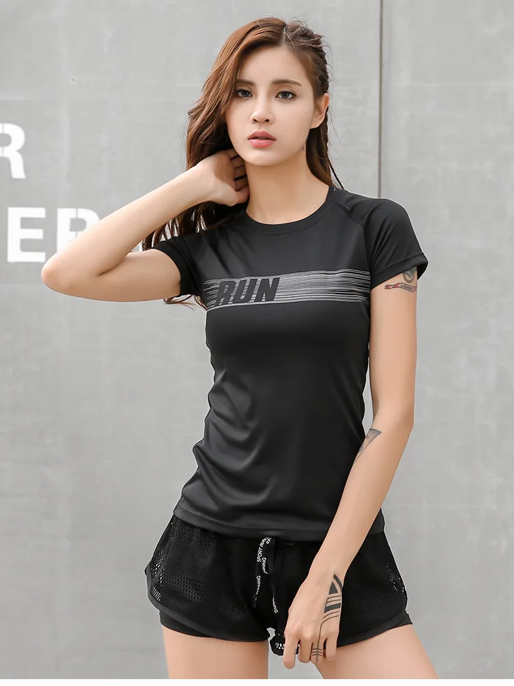 TX373_09 (10).jpg