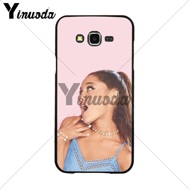 Cat Ar Ariana Grande