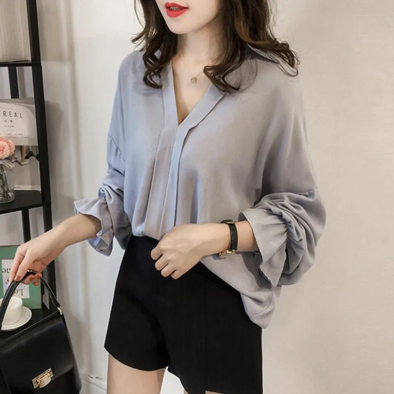 

Womens Tops and Blouses Femme Plus Size 4XL Women Clothing V Neck Flare Long Sleeve Flare 2019 Spring Summer OL Lady Work Wear