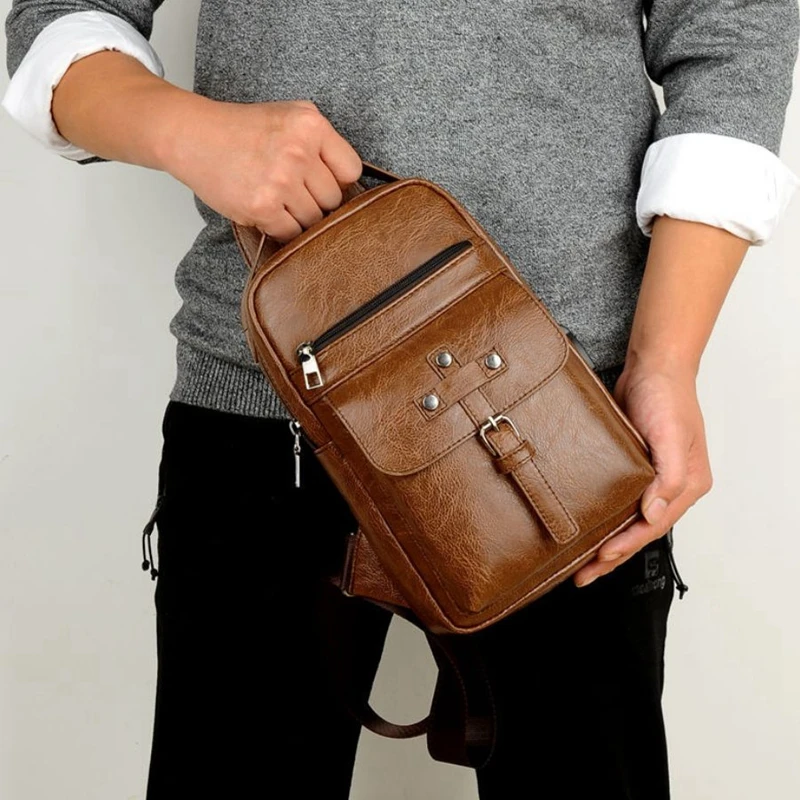 

2019 Vintage Male PU leather Shoulder Bag Men's USB Charging Bag Headphone plug Chest Bag Diagonal Package Casual Messenger Bag