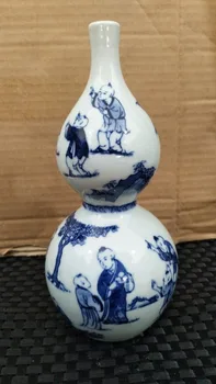 

Old Porcelain Arrangements of Blue and White Boy Hulu Bottles Made in Qianlong Period