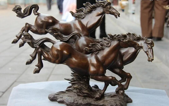 

wholesale factory China Pure Copper Bronze Feng Shui auspicious Gallop Run Three Horses Art Statue