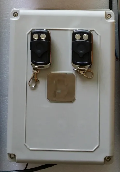 Swing gate openr