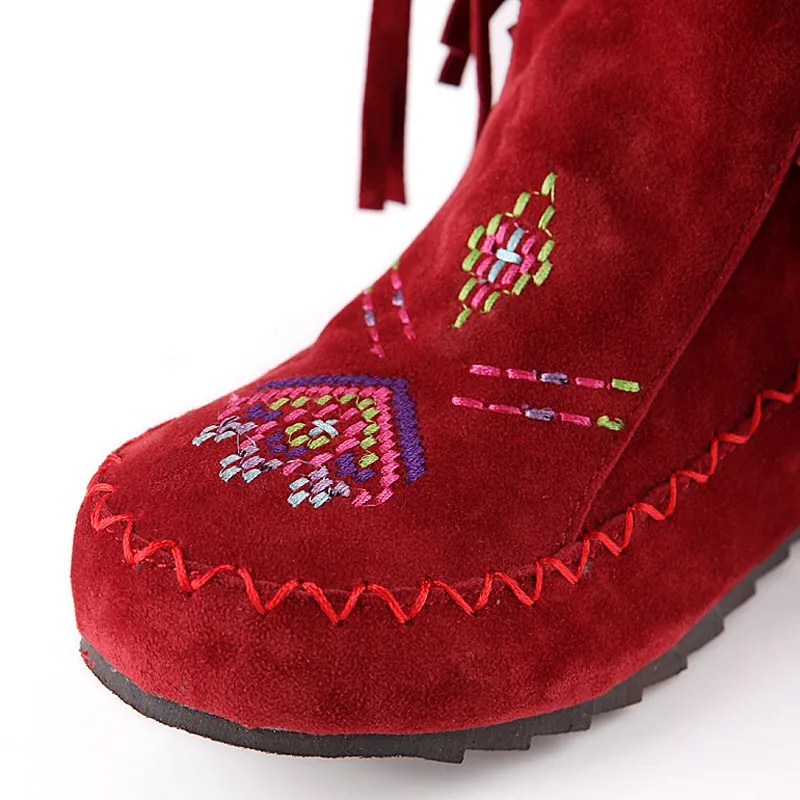 Женские ботинки больших размеров 34–43 модные ботинки с бахромой расшитые цветами ботфорты из нубука в традиционном китайском стиле без застежек