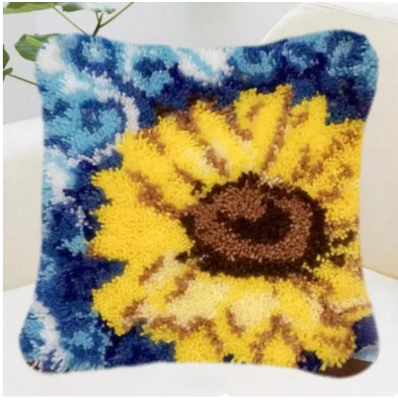 

The carpet embroidered pillow Sunflower picture section embroidery embroidery yarn crochet embroidery stitch pillow Cushion