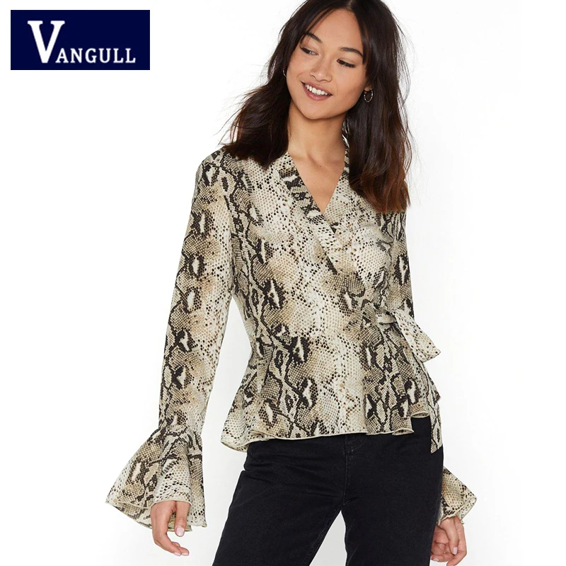 

2019 Spring & Summer Fashion Women's Clothing Snake Print Female Short T-shirts Flare Sleeve V-Neck Tops Slim New Style Tees