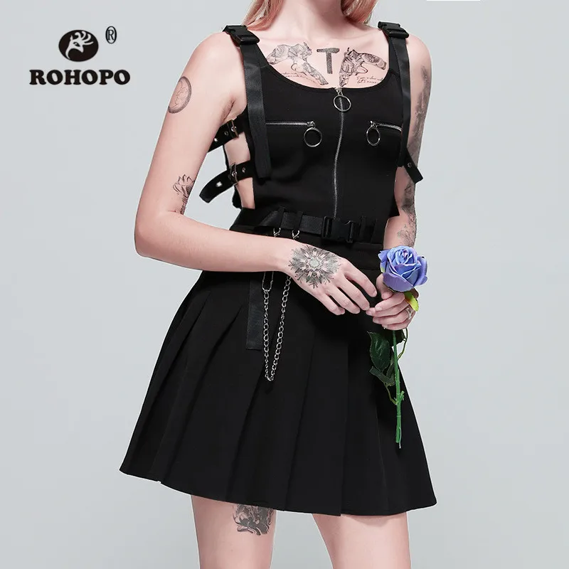 

ROHOPO Women Gothic Dress Female Dark Black Preppy Girl Sleeveless Buckle Strap Pleated Dress Woman Cargo Punk Streetwear Dress