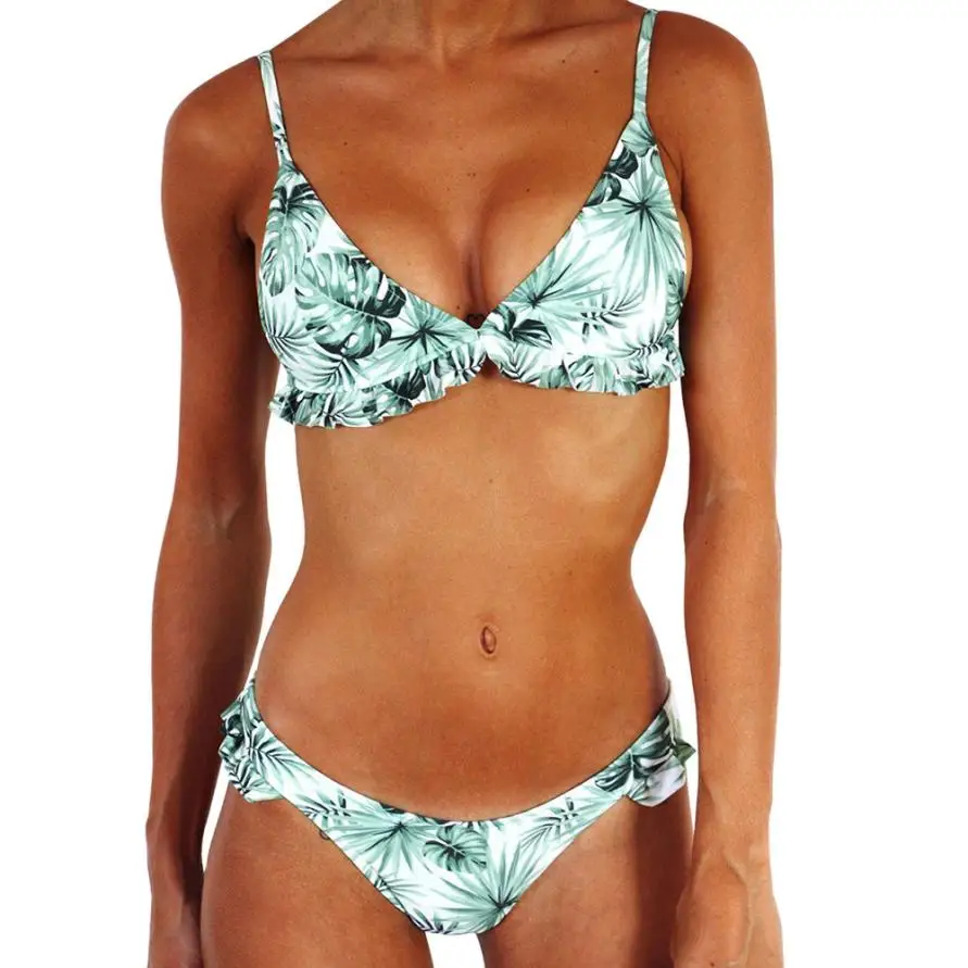 beautiful women in swimsuits